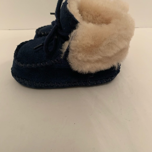 Baby ugg booties - Picture 4 of 7